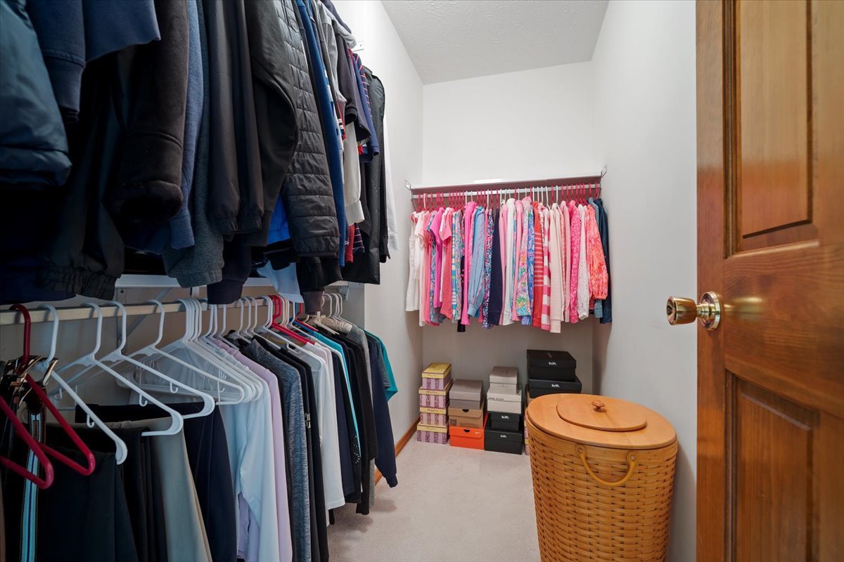 3217 Eagle Crest Road Bloomington, IL 61704 - Photo 23 of 39 Gallery Image 23
