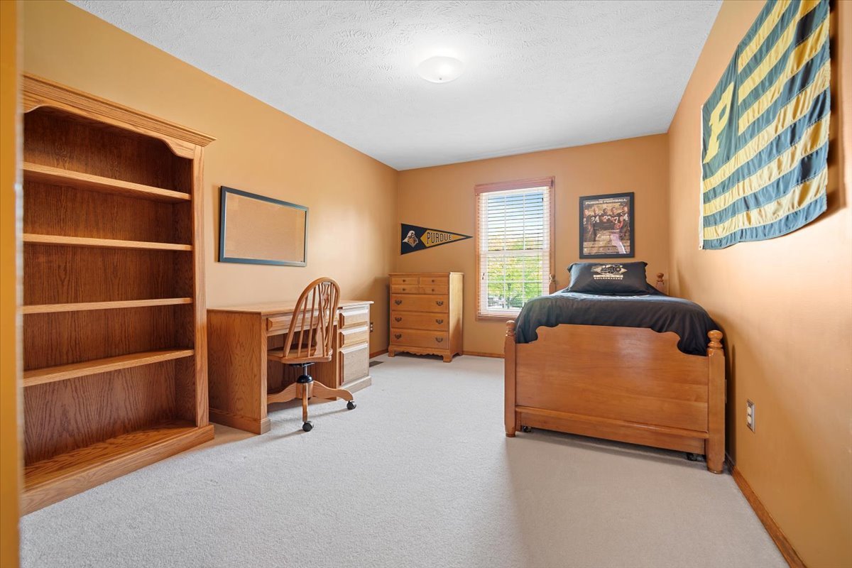 3217 Eagle Crest Road Bloomington, IL 61704 - Photo 24 of 39 Gallery Image 24