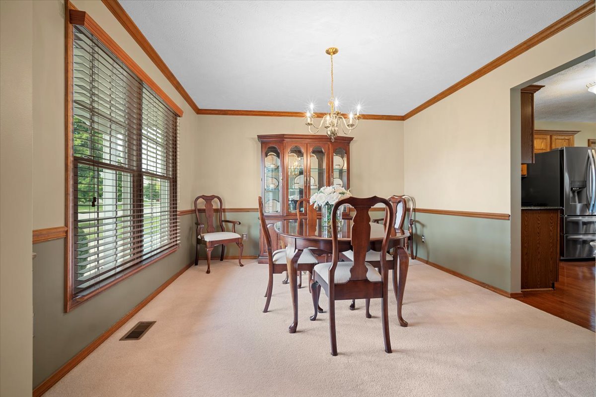 3217 Eagle Crest Road Bloomington, IL 61704 - Photo 3 of 39 Gallery Image 3