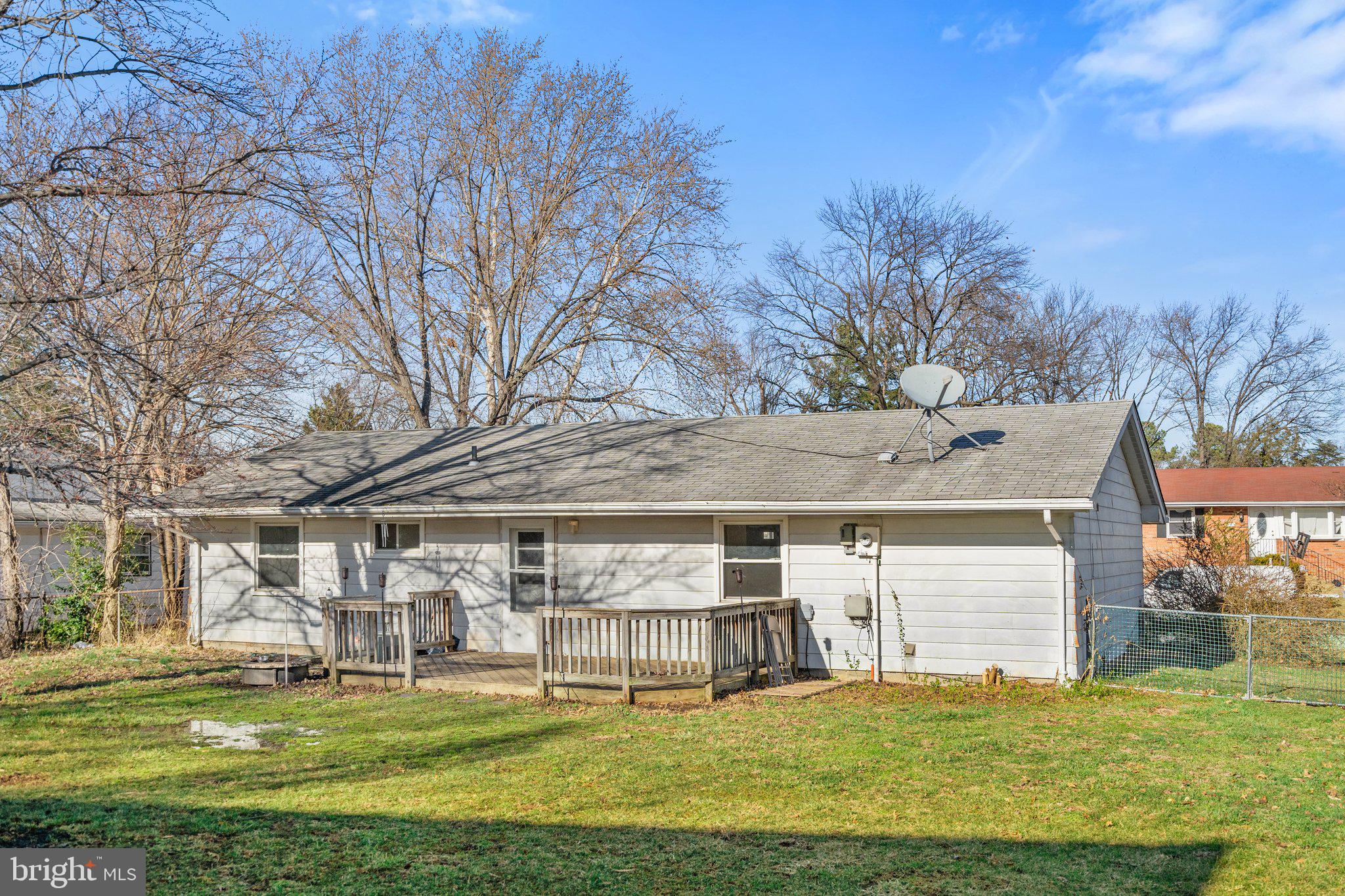 204 East Tazewell Road Sterling, VA 20164 - Photo 24 of 27 Gallery Image 24
