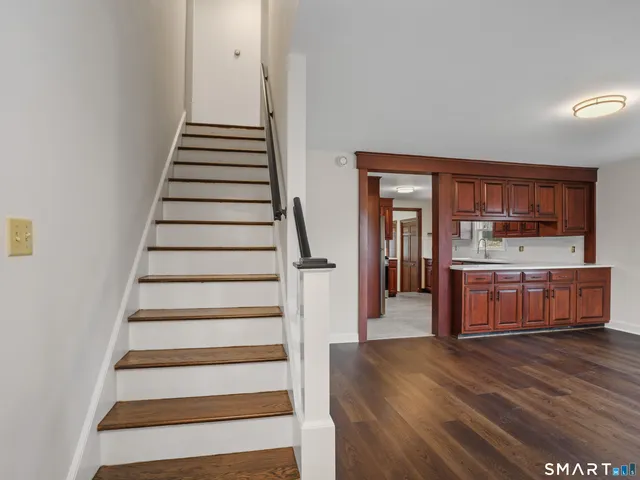 $625,000 | 8 Raleigh Road, Bridgeport, CT 06606