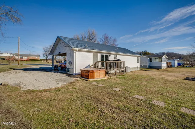 $239,000 | 1449 Independence Avenue, Mount Carmel, TN 37645