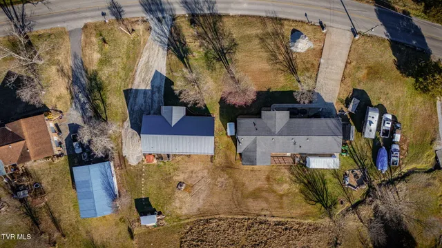 $239,000 | 1449 Independence Avenue, Mount Carmel, TN 37645