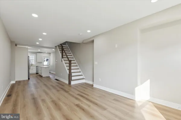 $3,450 | 247 East 6th Avenue, Conshohocken, PA 19428