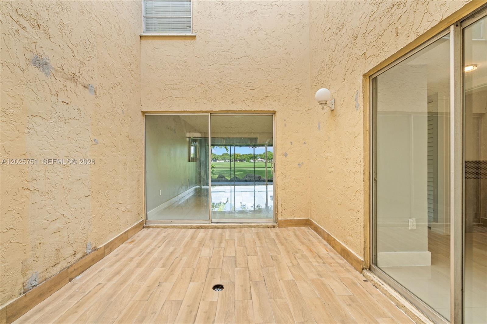 14357 Kendale Lakes Circle Miami, FL 33183 - Photo 33 of 67