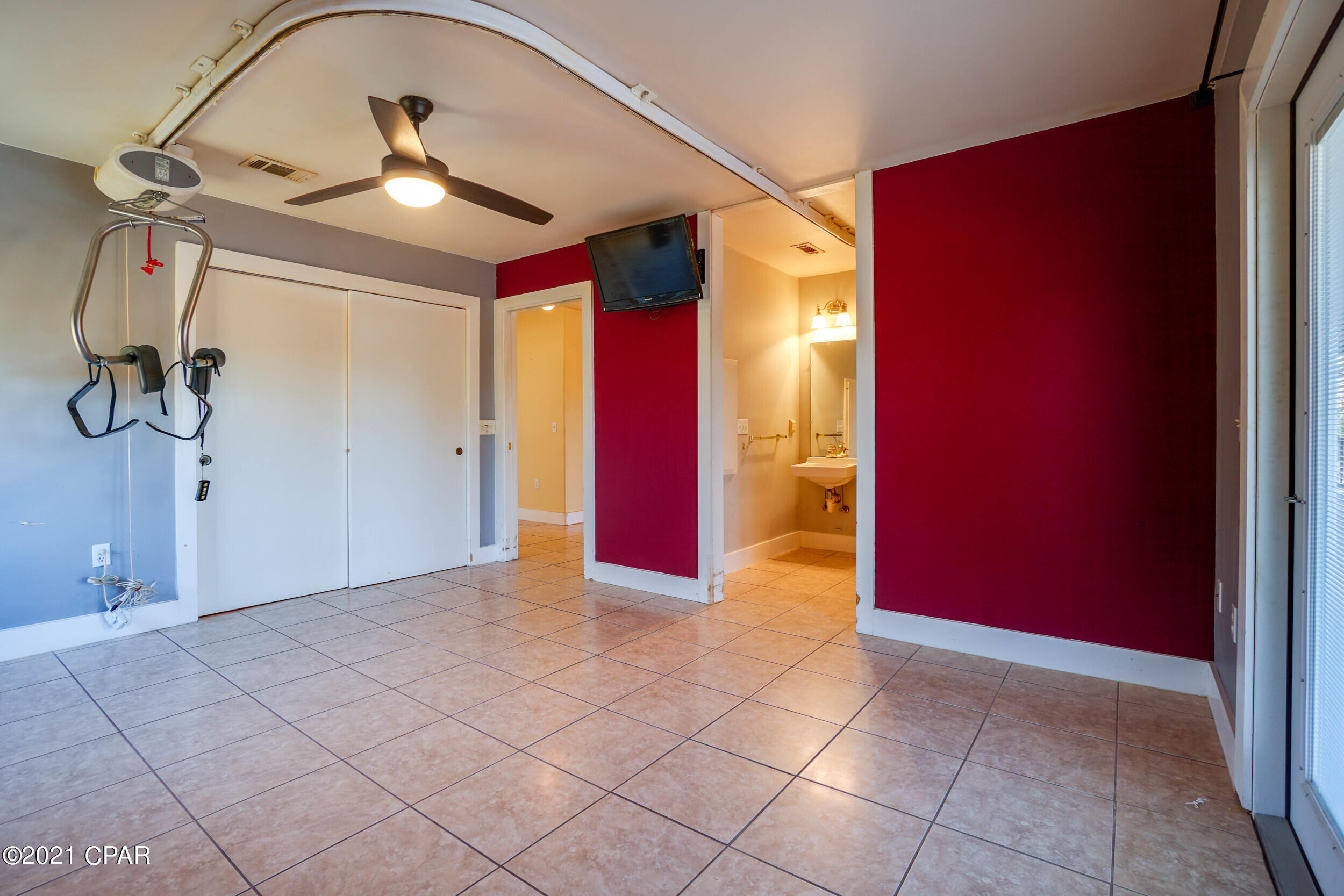 4952 Grassy Pond Road Chipley, FL 32428 - Photo 11 of 38 Gallery Image 11