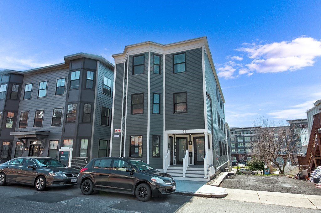 33 Leyden Street, Unit 6 Boston, MA 02128 - Photo 2 of 9