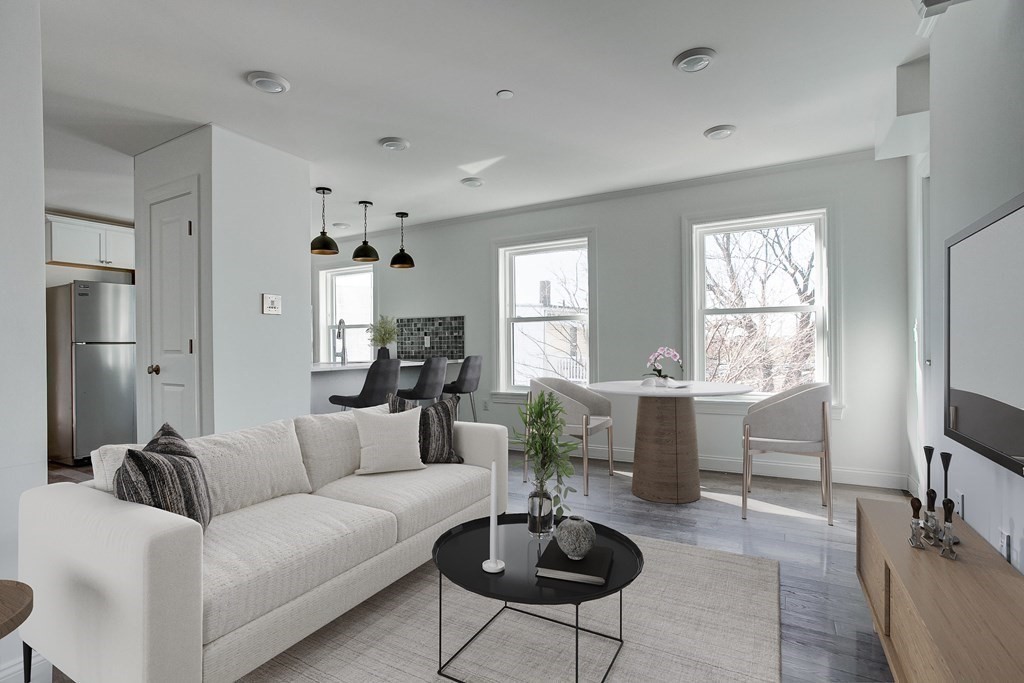 33 Leyden Street, Unit 6 Boston, MA 02128 - Photo 4 of 9