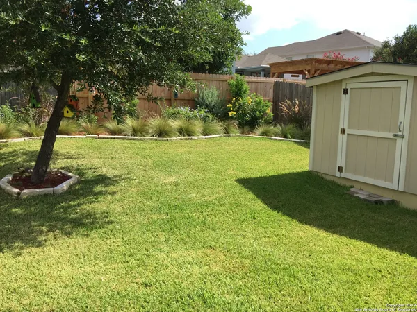 $2,000 | 7323 Carriage Bend, San Antonio, TX 78249