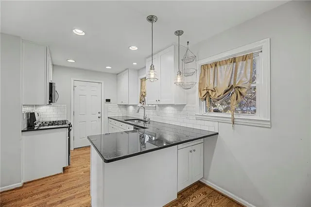 $410,000 | 506 East 66th Terrace, Kansas City, MO 64131