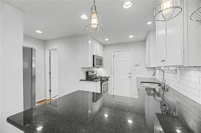 $410,000 | 506 East 66th Terrace, Kansas City, MO 64131