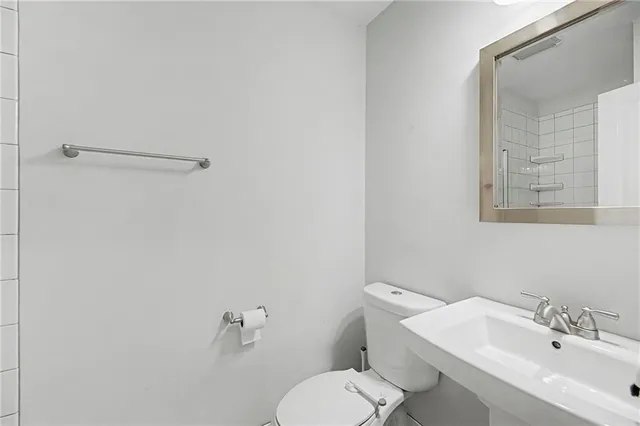 $410,000 | 506 East 66th Terrace, Kansas City, MO 64131