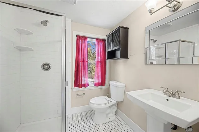 $410,000 | 506 East 66th Terrace, Kansas City, MO 64131