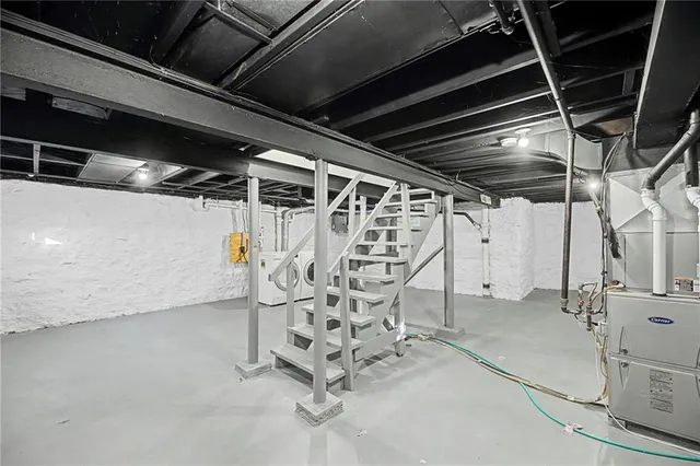 $410,000 | 506 East 66th Terrace, Kansas City, MO 64131