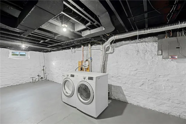 $410,000 | 506 East 66th Terrace, Kansas City, MO 64131