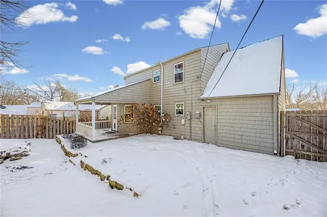 $410,000 | 506 East 66th Terrace, Kansas City, MO 64131