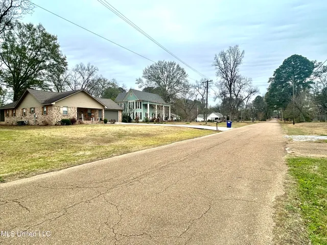 $159,900 | 203 South Binford Avenue, Duck Hill, MS 38925