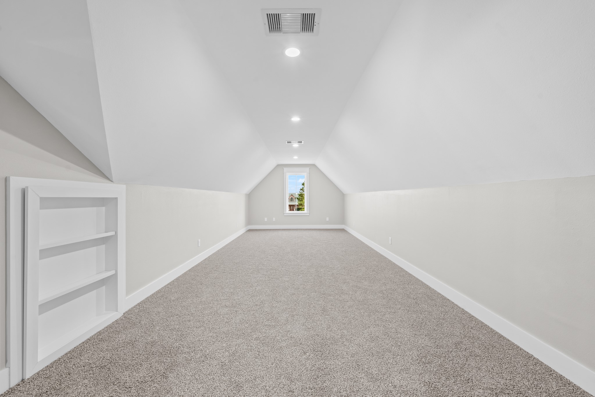 93 Longhorn Loop New Waverly, TX 77358 - Photo 28 of 47 a view of a hallway