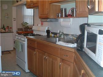 3312 Welsh Road Philadelphia, PA 19136 - Photo 2 of 12 Kitchen
