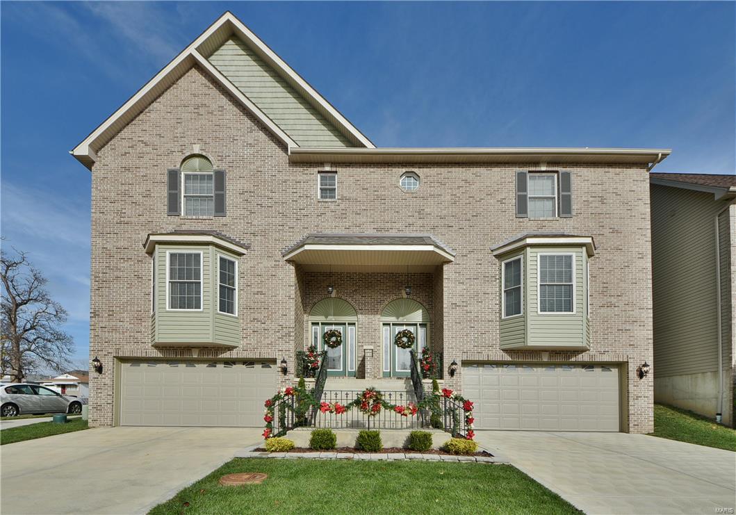 5727 Parc Ridge Way St. Louis, MO 63139 - Photo 1 of 48
