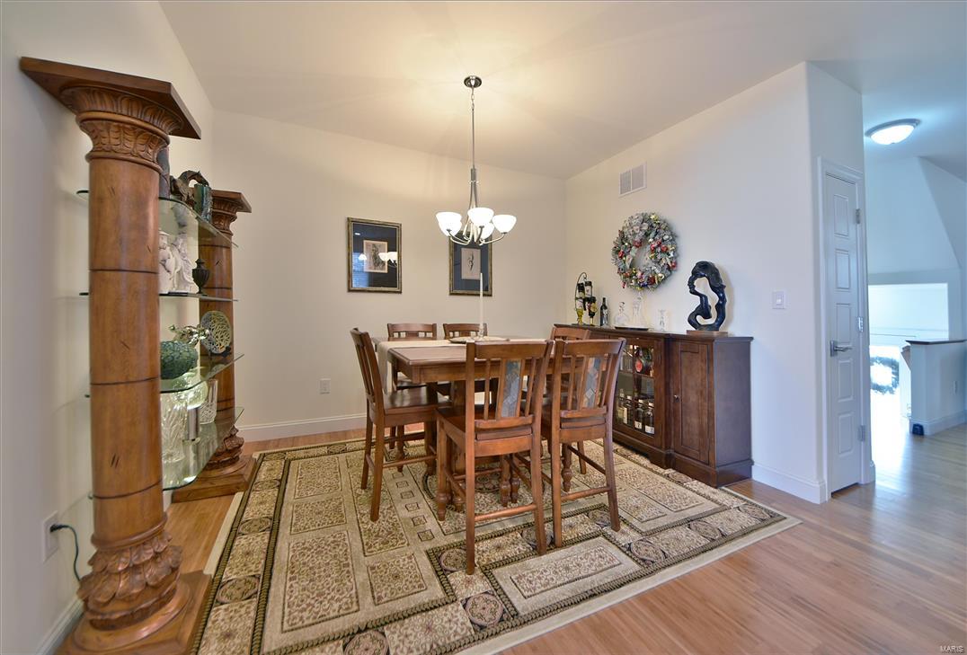 5727 Parc Ridge Way St. Louis, MO 63139 - Photo 9 of 48