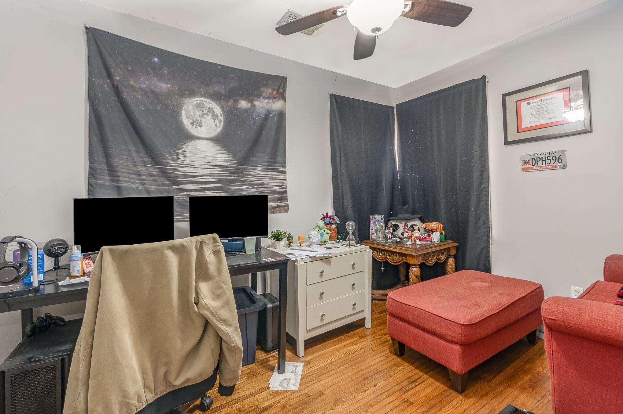 413 Dorris Avenue Springfield, TN 37172 - Photo 13 of 18 a living room with furniture and a fireplace