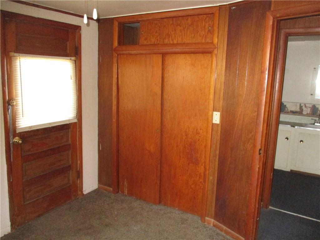 305 West Maple Street Columbus, KS 66725 - Photo 12 of 31