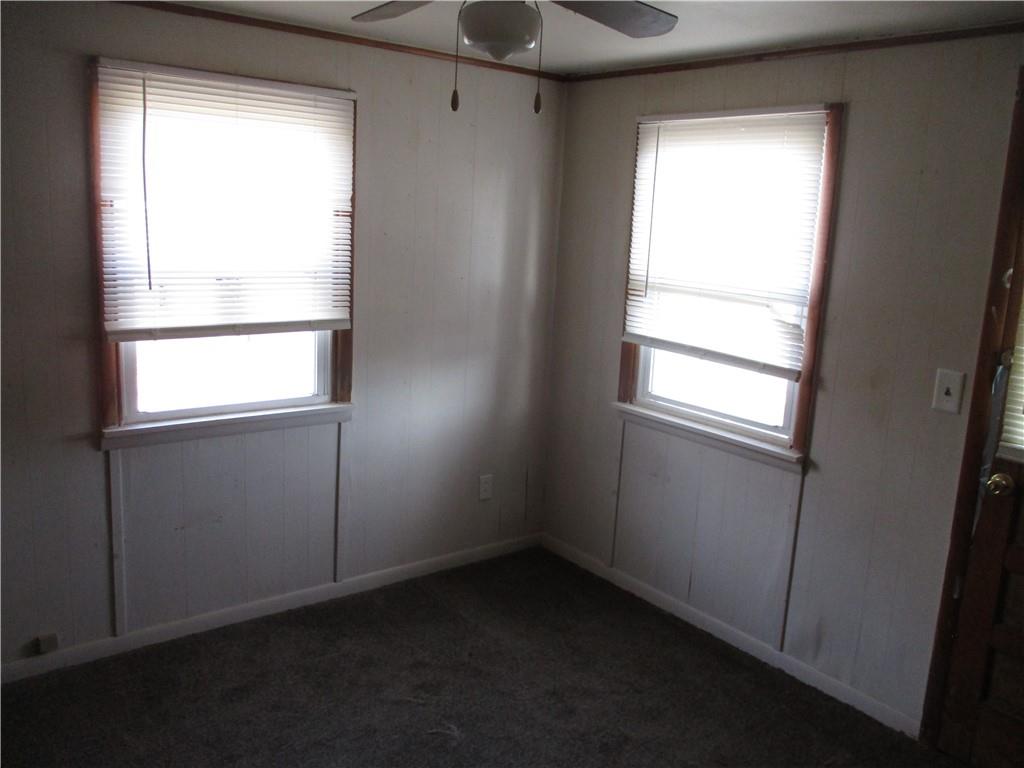 305 West Maple Street Columbus, KS 66725 - Photo 13 of 31