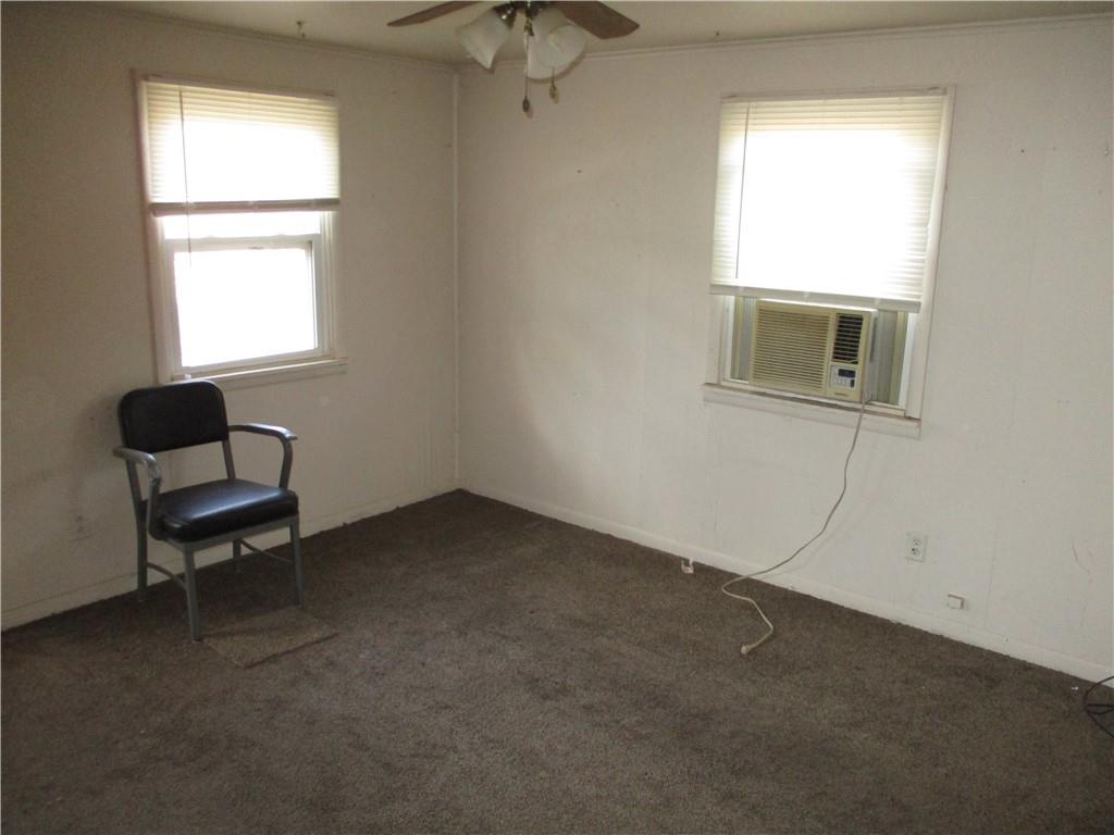 305 West Maple Street Columbus, KS 66725 - Photo 14 of 31