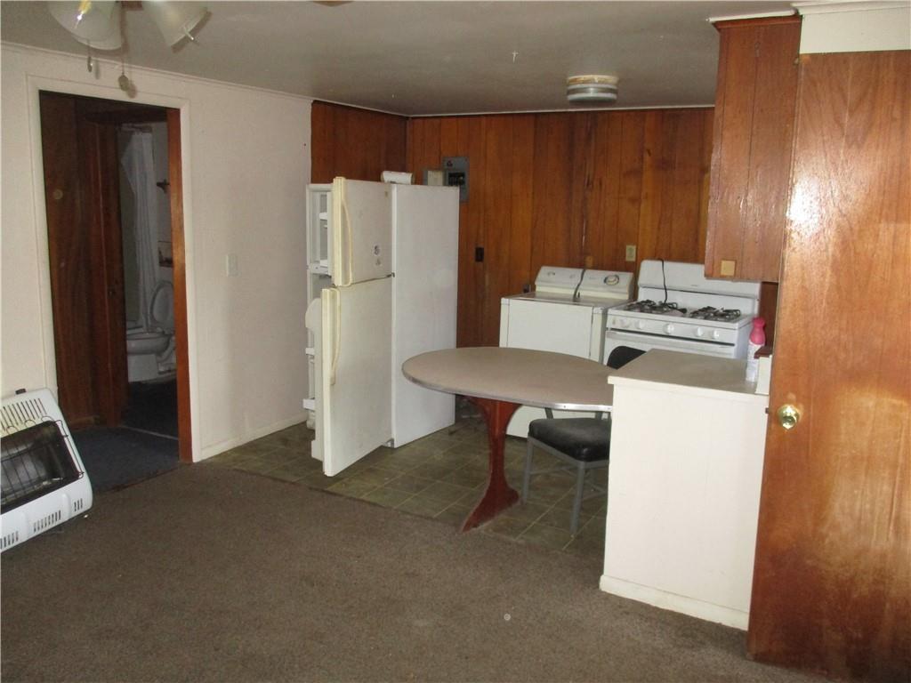 305 West Maple Street Columbus, KS 66725 - Photo 16 of 31