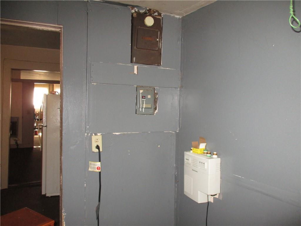 305 West Maple Street Columbus, KS 66725 - Photo 23 of 31