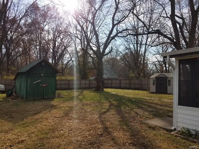 1306 Eisenhower Road Mascoutah, IL 62258 - Photo 30 of 47 Gallery Image 30