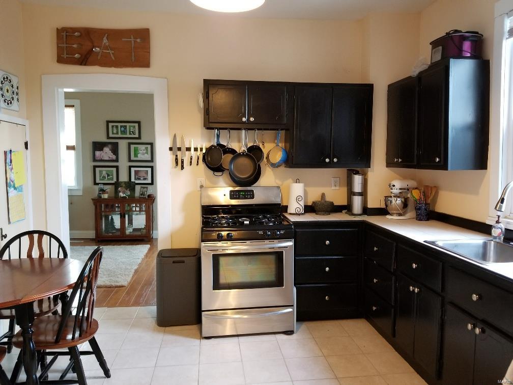 1306 Eisenhower Road Mascoutah, IL 62258 - Photo 10 of 47 Gallery Image 10