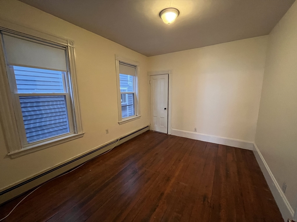 403 East 7th Street, Unit 1 Boston, MA 02127 - Photo 4 of 9