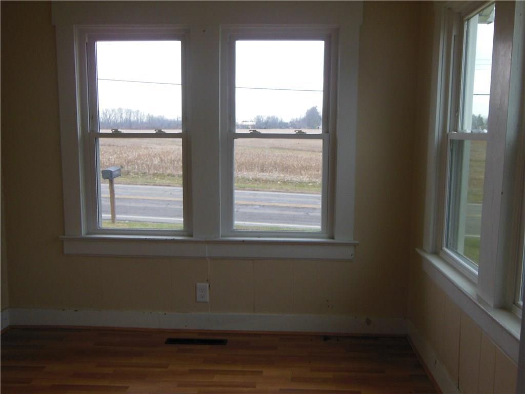 4245 New Carlisle Springfield, OH 45504 - Photo 6 of 6