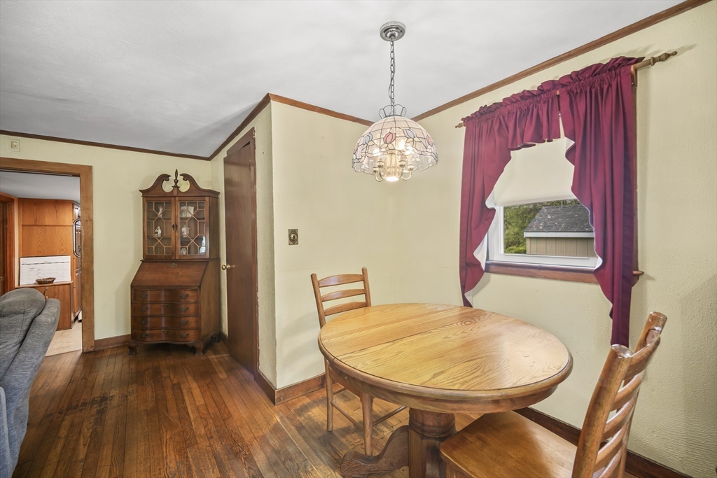 105 Ann Vinal Road Scituate, MA 02066 - Photo 13 of 26
