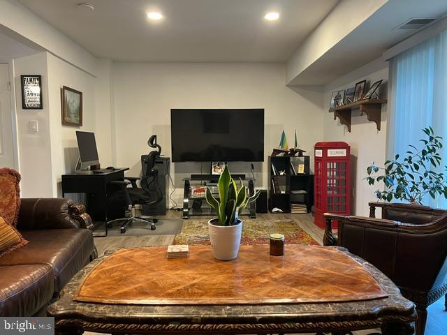 304 Via Cascata Drive Clementon, NJ 08021 - Photo 14 of 32