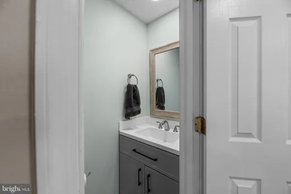 $425,000 | 8122 Woodward Street, Savage, MD 20763
