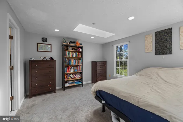 $425,000 | 8122 Woodward Street, Savage, MD 20763