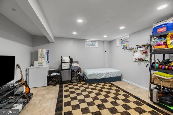 $425,000 | 8122 Woodward Street, Savage, MD 20763