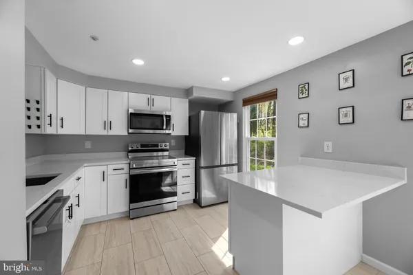 $425,000 | 8122 Woodward Street, Savage, MD 20763