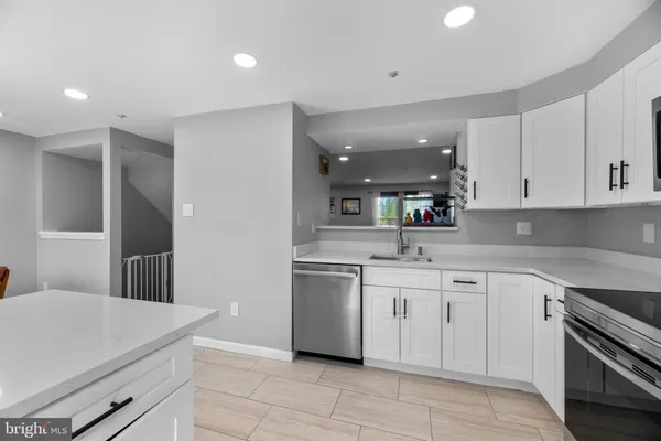 $425,000 | 8122 Woodward Street, Savage, MD 20763