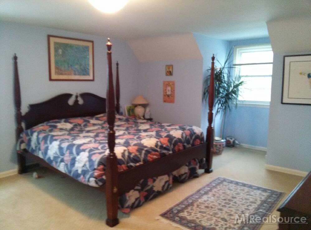 4300 Audubon Road Detroit, MI 48224 - Photo 6 of 18 31192000-5.JPG