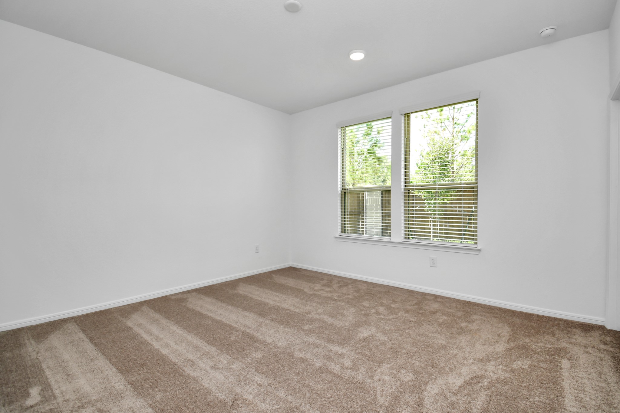 16150 Elbridge Court Conroe, TX 77302 - Photo 12 of 46 View of the Master Suite