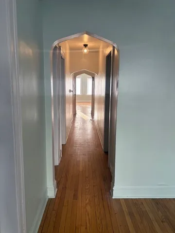 a view of empty room with window