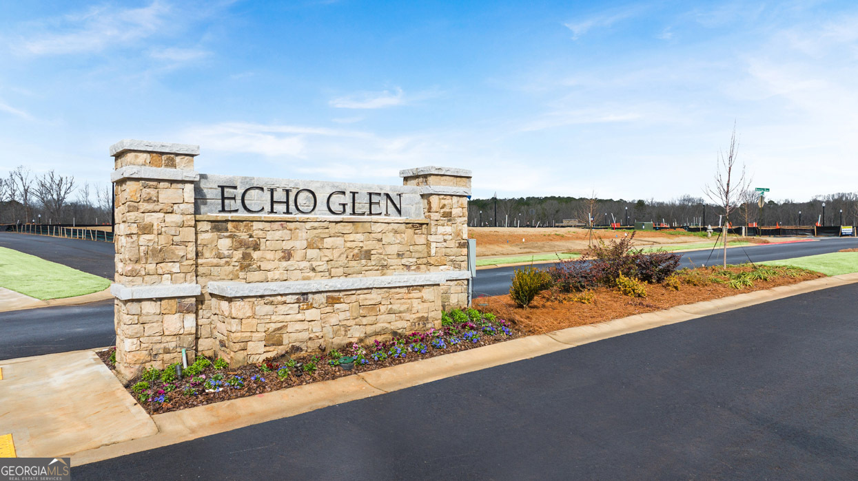 249 Sound Circle Stockbridge, GA 30281 - Photo 3 of 64