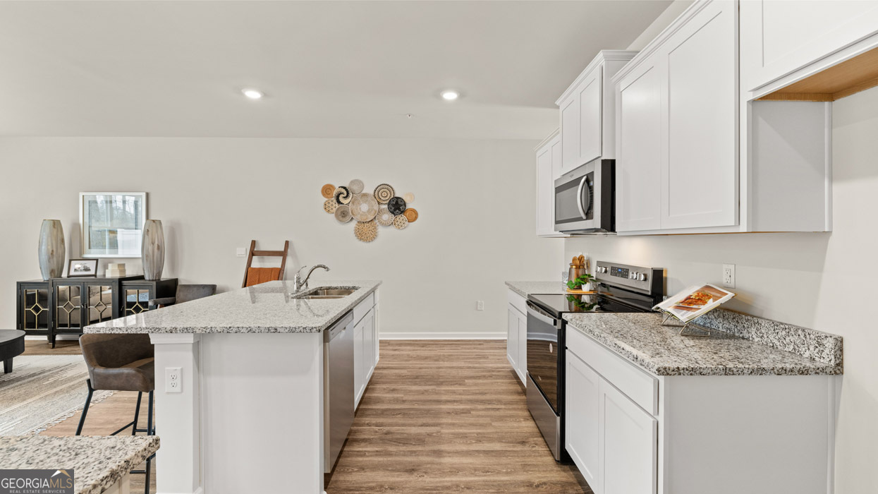 249 Sound Circle Stockbridge, GA 30281 - Photo 9 of 64