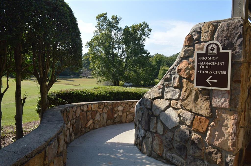68 La Rue Place Northwest Atlanta, GA 30327 - Photo 37 of 72