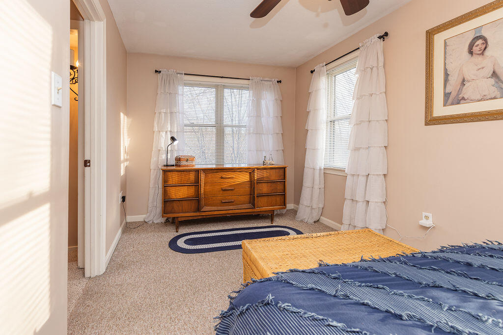 538 Main Street, Unit 4 Springvale, ME 04083 - Photo 17 of 24 _H7A8090
