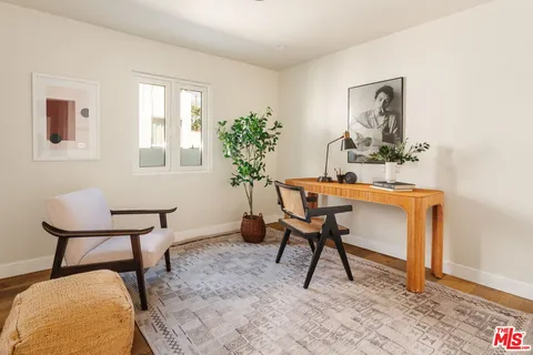 $1,800,000 | 3014 South Norton Avenue, Los Angeles, CA 90018